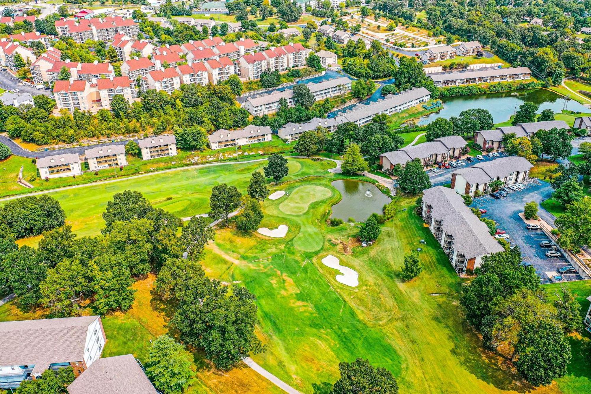 Lofty Retreat & Paradise Pointe Branson Pokoj fotografie