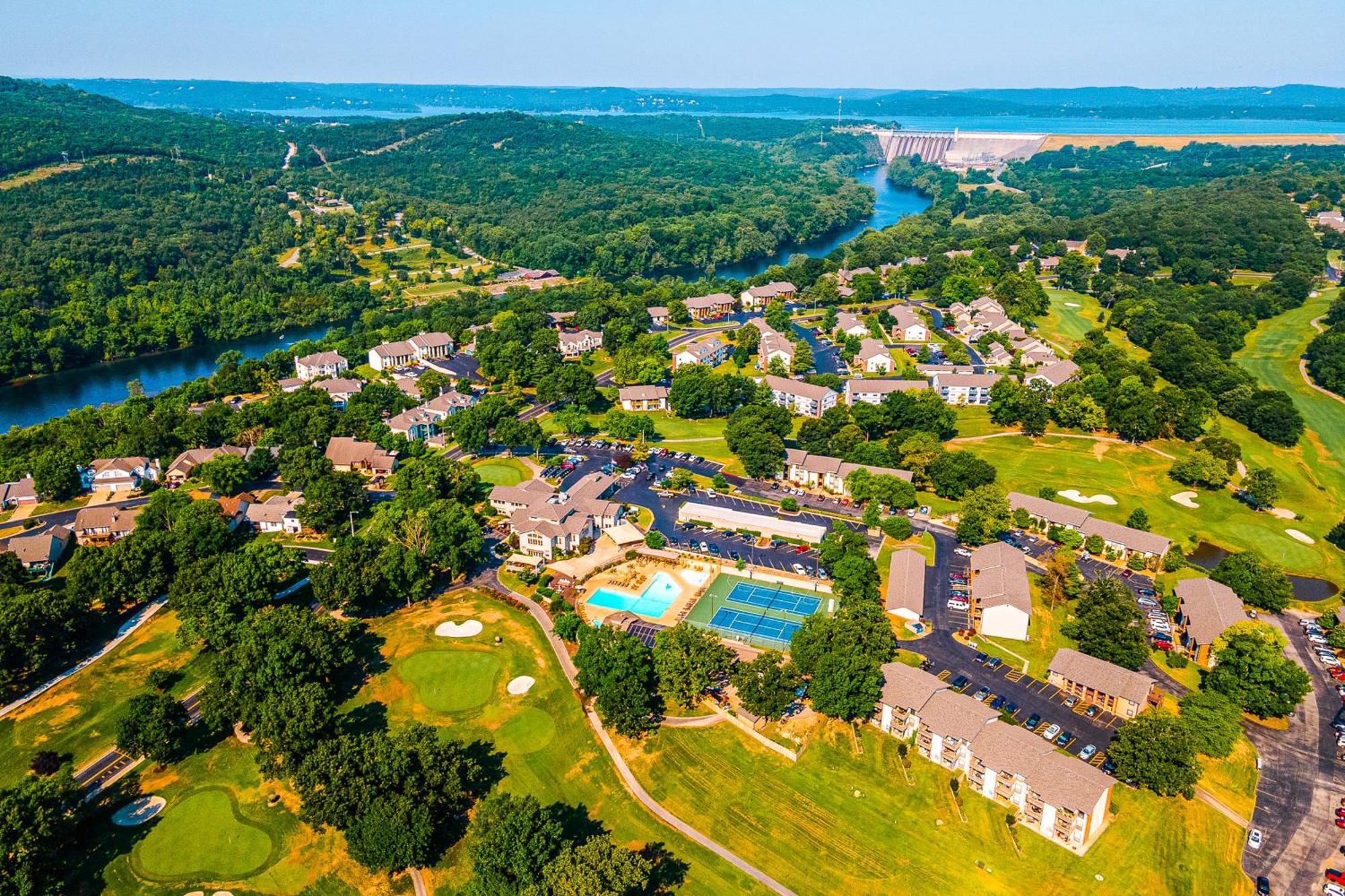 Lofty Retreat & Paradise Pointe Branson Pokoj fotografie